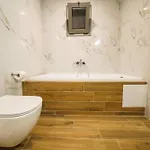 Royal Hill - Private Pool - Sleeps 8 *
