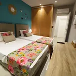 Villa Royal Hill - Private Pool - Sleeps 8