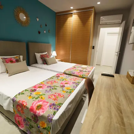 Villa Royal Hill - Private Pool - Sleeps 8