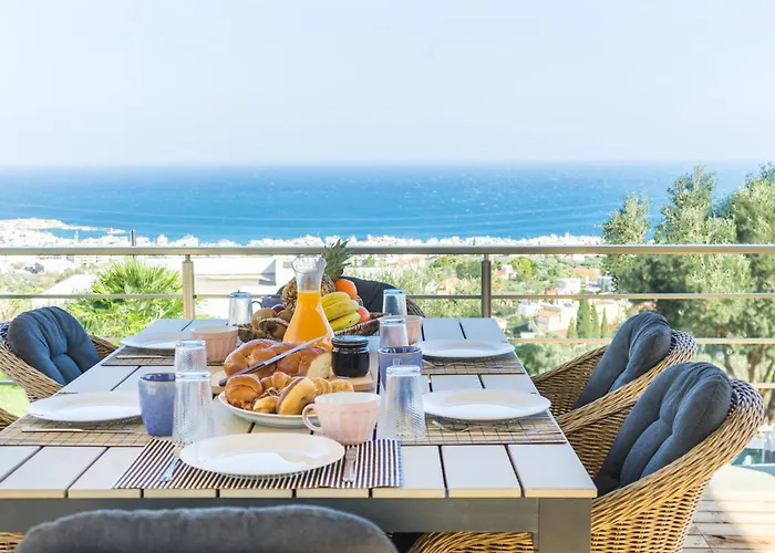 Royal Hill - Private Pool - Sleeps 8 * 赫索尼索斯