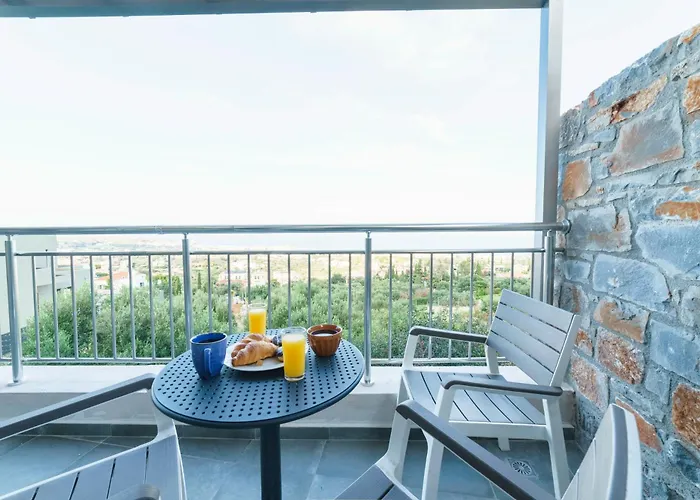 Royal Hill - Private Pool - Sleeps 8 * Херсониссос