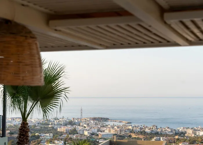 Royal Hill - Private Pool - Sleeps 8 * 赫索尼索斯