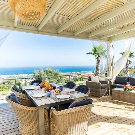 Royal Hill - Private Pool - Sleeps 8 Херсонісос